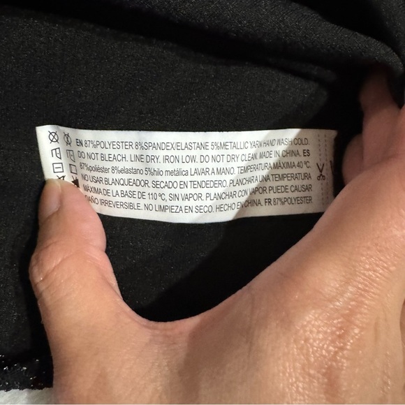 Forever 21 Small Cropped Racerback Shimmer Top in Black - Picture 4 of 5